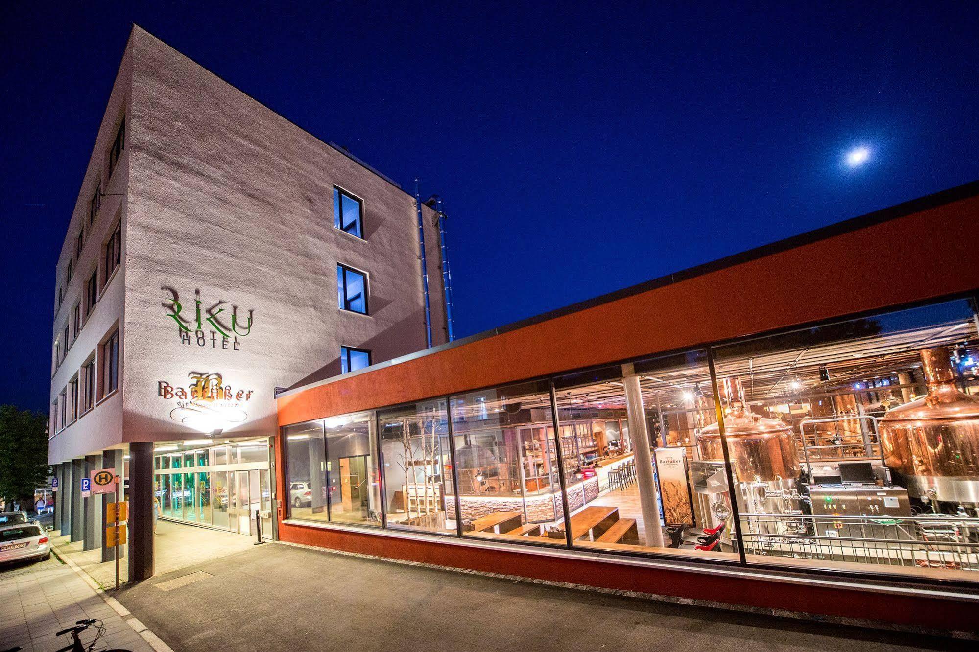 Joesepp'S Hotel Am Schweizerberg Memmingen Bagian luar foto