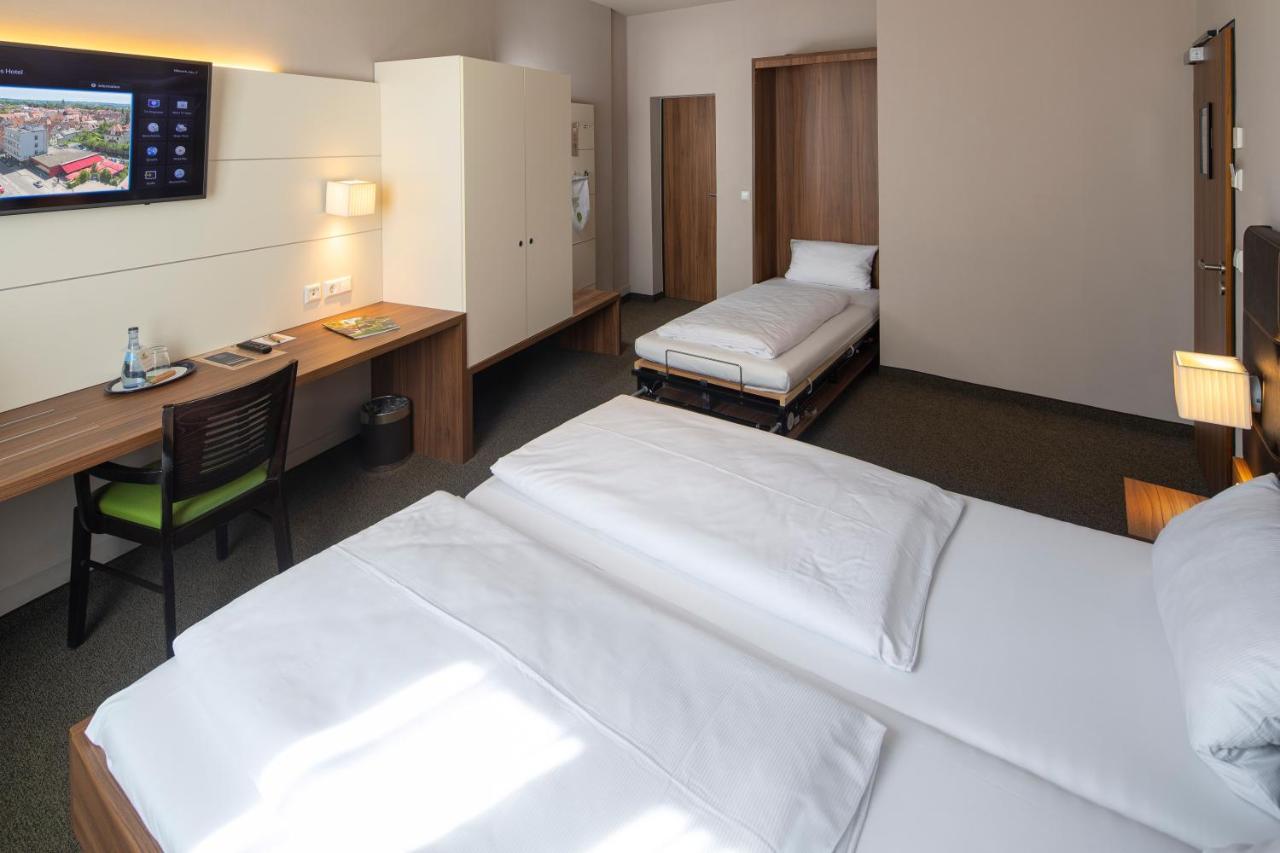 Joesepp'S Hotel Am Schweizerberg Memmingen Bagian luar foto