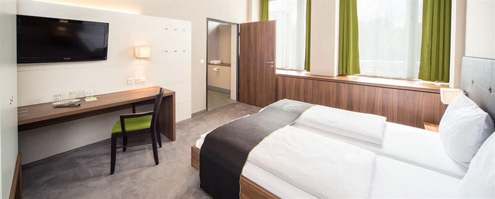 Joesepp'S Hotel Am Schweizerberg Memmingen Bagian luar foto
