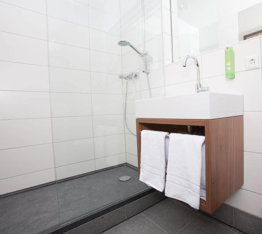 Joesepp'S Hotel Am Schweizerberg Memmingen Bagian luar foto